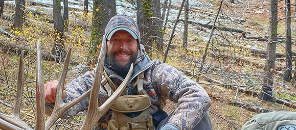 Man Shoots Thru Tree, Gets Deer!